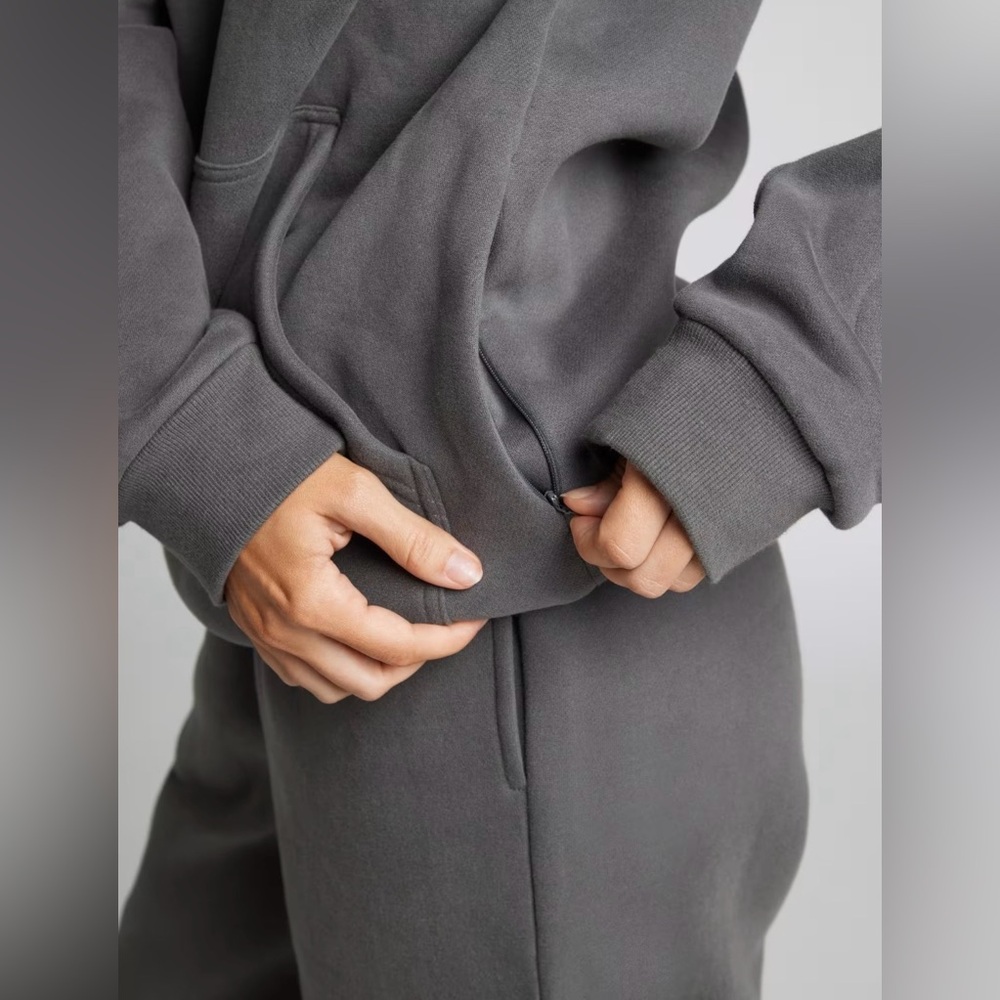 NEW Comfrt Unisex Airplane Mode Travel Hoodie - Picture 4 of 8